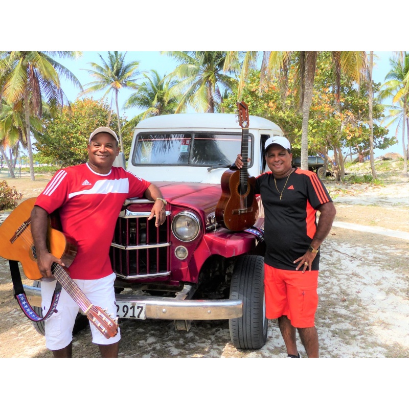 montunacubana_800x800
